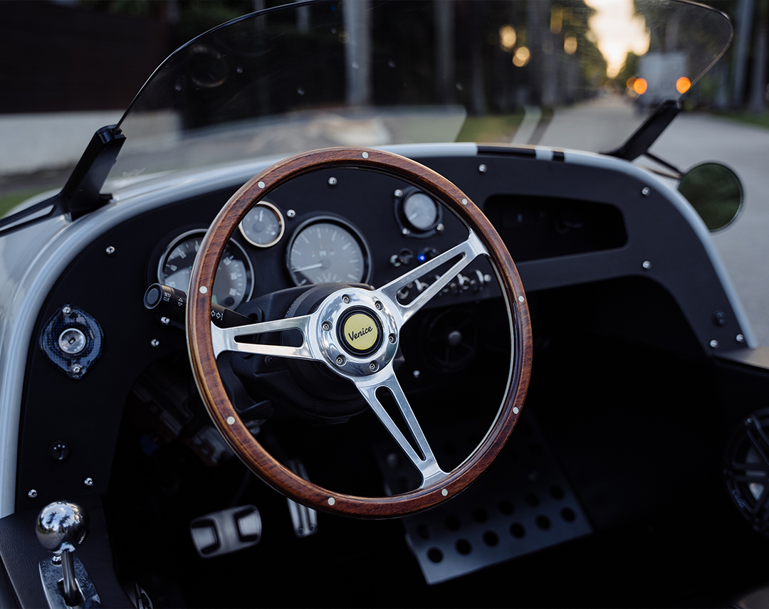 Apollo Hyper Scooter SUN RIDE Rentals, Miami Beach, Florida