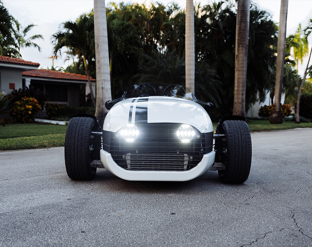 Apollo Hyper Scooter SUN RIDE Rentals, Miami Beach, Florida